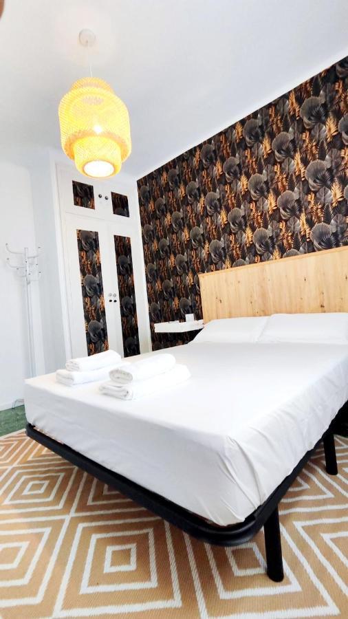 The Room - Apartment In Lloret Lloret de Mar Extérieur photo